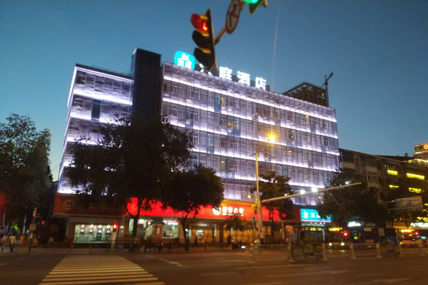 合(hé)肥紅星路亮化提升項目